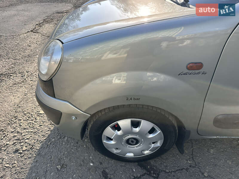 Мінівен Renault Kangoo 2004 в Чернівцях