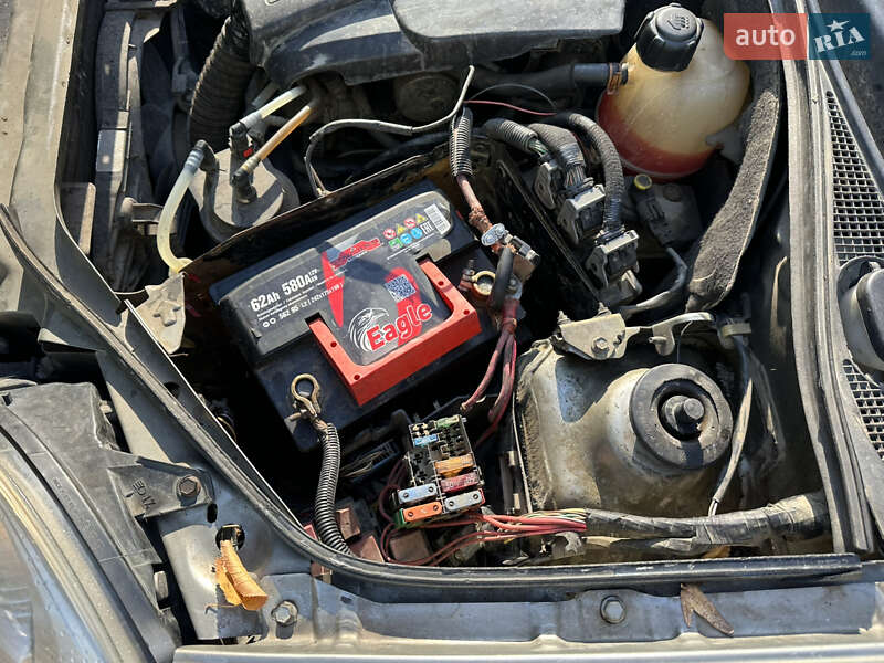 Мінівен Renault Kangoo 2004 в Чернівцях