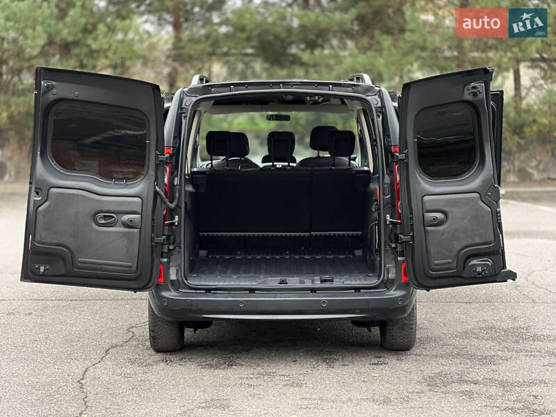 Минивэн Renault Kangoo 2012 в Виннице