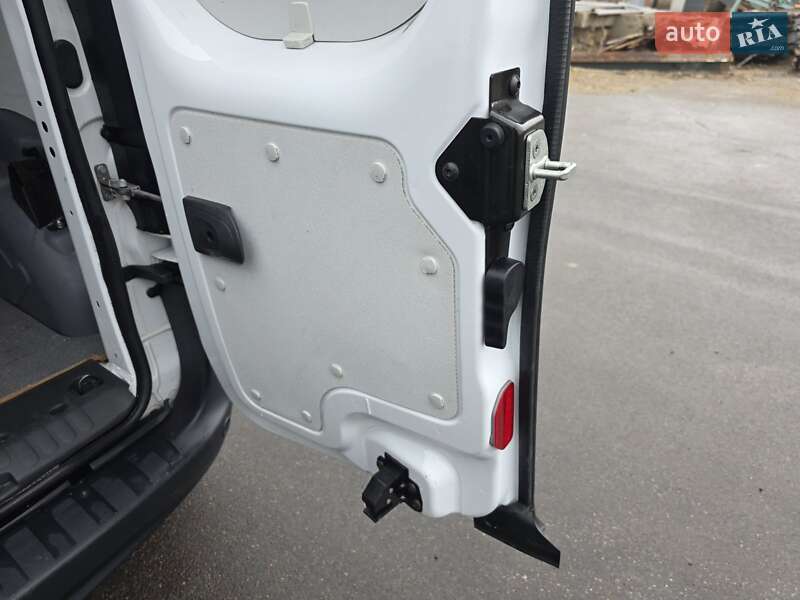 Грузовой фургон Renault Kangoo 2018 в Киеве фото 23 Грузовой фургон Renault Kangoo 2018 в Киеве
