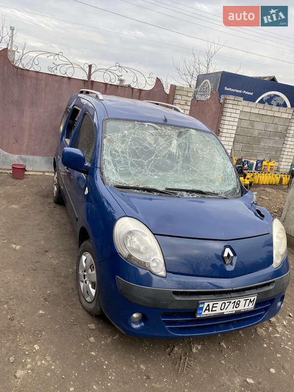 Минивэн Renault Kangoo 2010 в Каменском