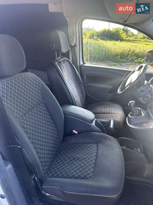 Минивэн Renault Kangoo 2013 в Днепре