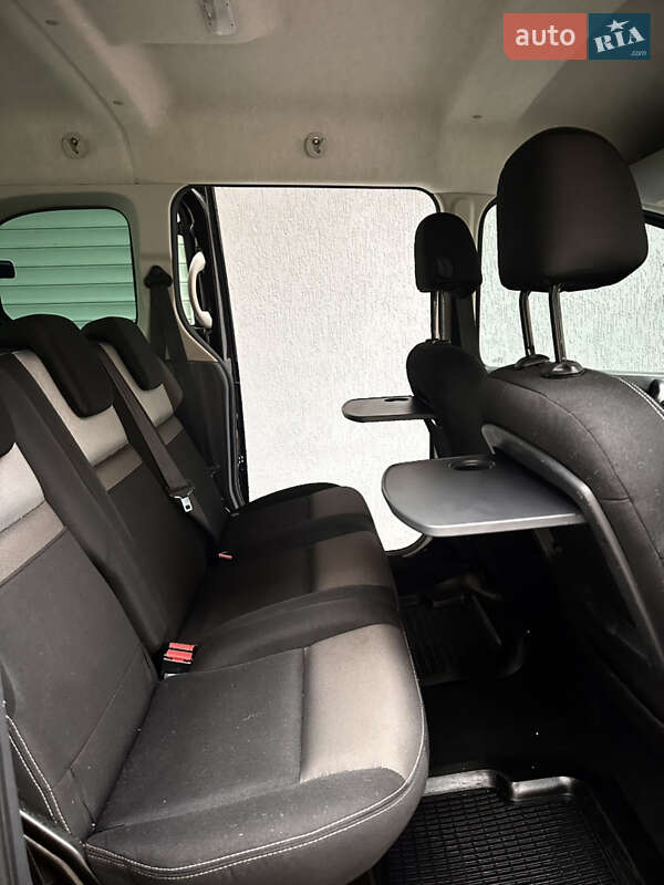 Мінівен Renault Kangoo 2017 в Житомирі