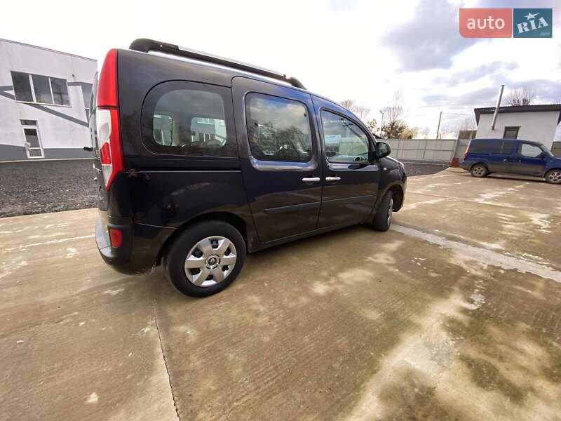 Вантажний фургон Renault Kangoo 2015 в Києві