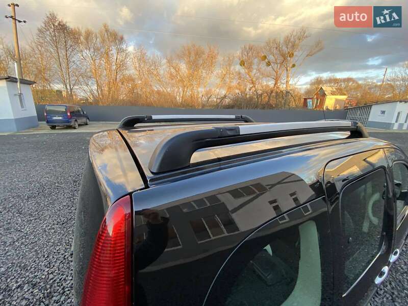 Вантажний фургон Renault Kangoo 2015 в Києві