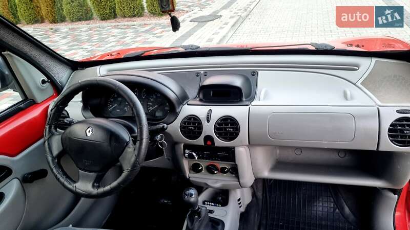 Минивэн Renault Kangoo 2003 в Луцке