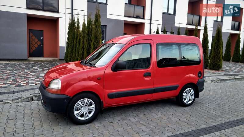 Минивэн Renault Kangoo 2003 в Луцке