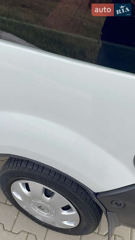 Минивэн Renault Kangoo 1999 в Калиновке