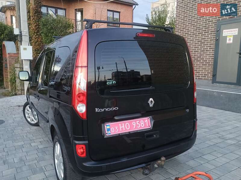 Минивэн Renault Kangoo 2010 в Виннице