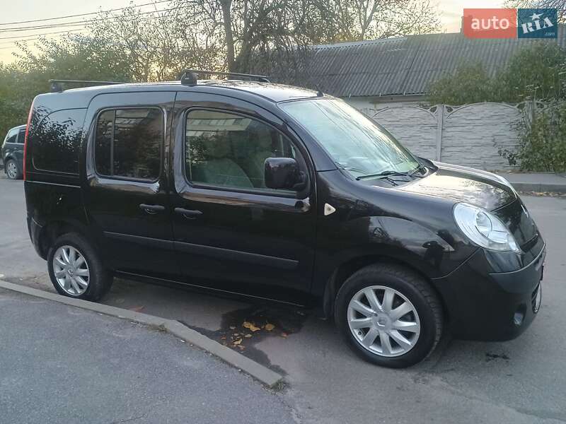 Минивэн Renault Kangoo 2010 в Виннице