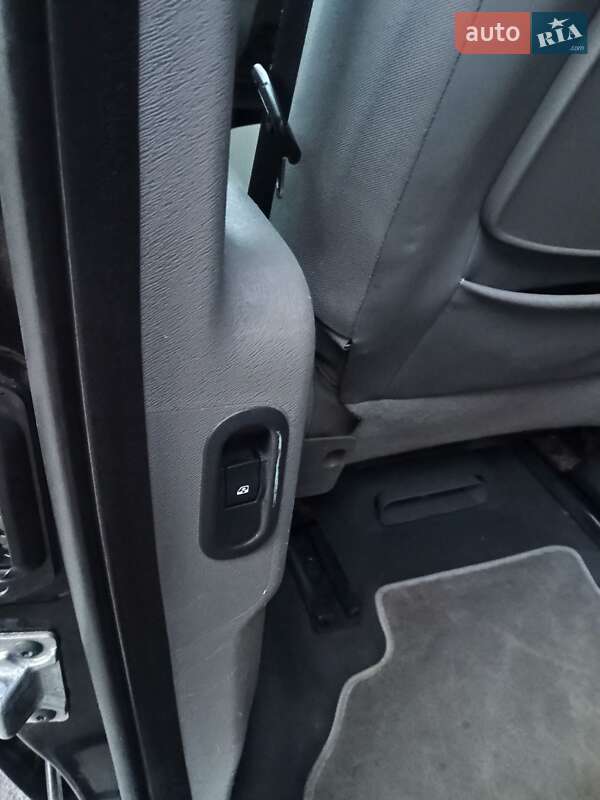 Минивэн Renault Kangoo 2010 в Виннице