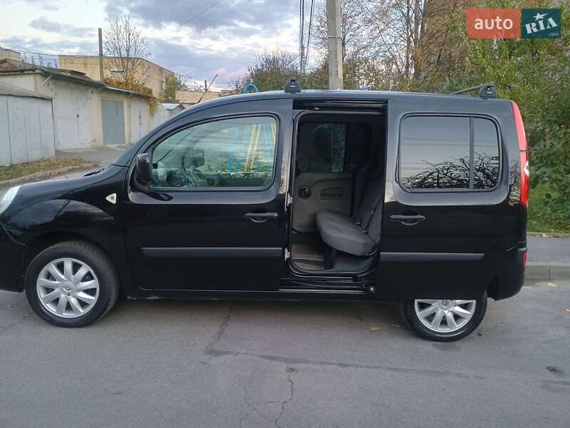 Минивэн Renault Kangoo 2010 в Виннице