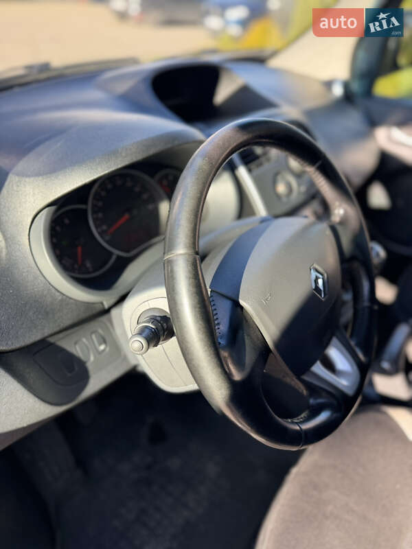 Минивэн Renault Kangoo 2014 в Львове