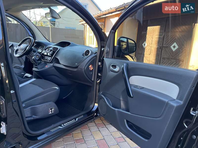 Мінівен Renault Kangoo 2015 в Дубні