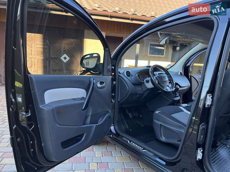 Мінівен Renault Kangoo 2015 в Дубні