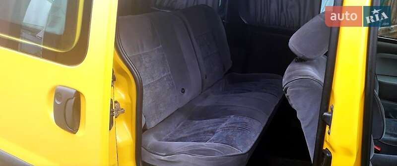 Минивэн Renault Kangoo 2003 в Тараще фото 3 Минивэн Renault Kangoo 2003 в Тараще