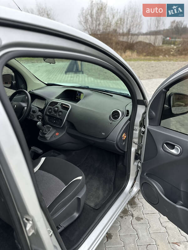 Минивэн Renault Kangoo 2015 в Черновцах