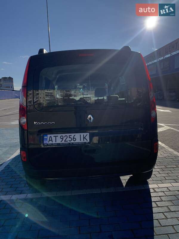Минивэн Renault Kangoo 2009 в Калуше