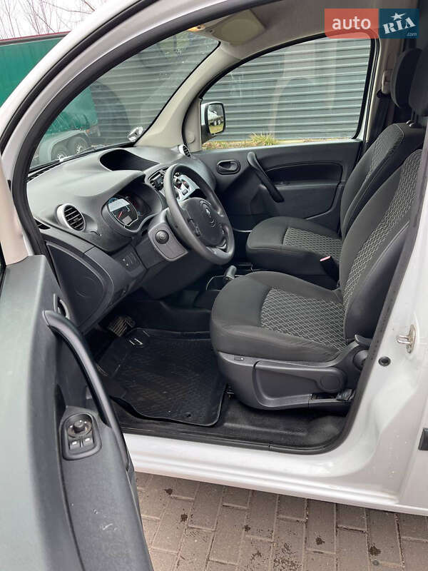 Грузовой фургон Renault Kangoo 2012 в Радивилове