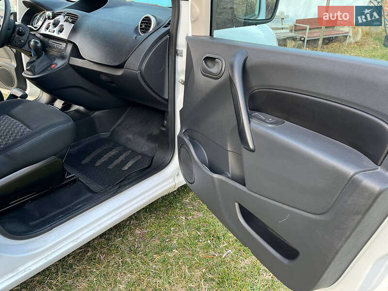 Грузовой фургон Renault Kangoo 2012 в Радивилове
