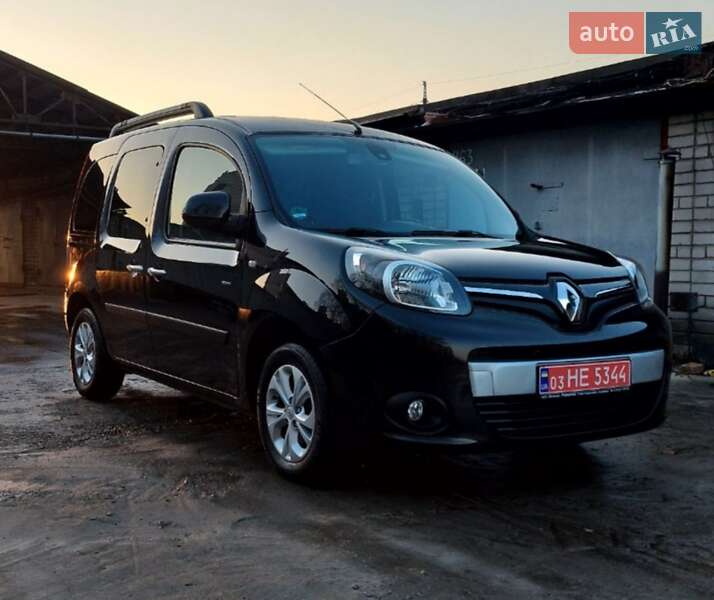 Мінівен Renault Kangoo 2017 в Дніпрі