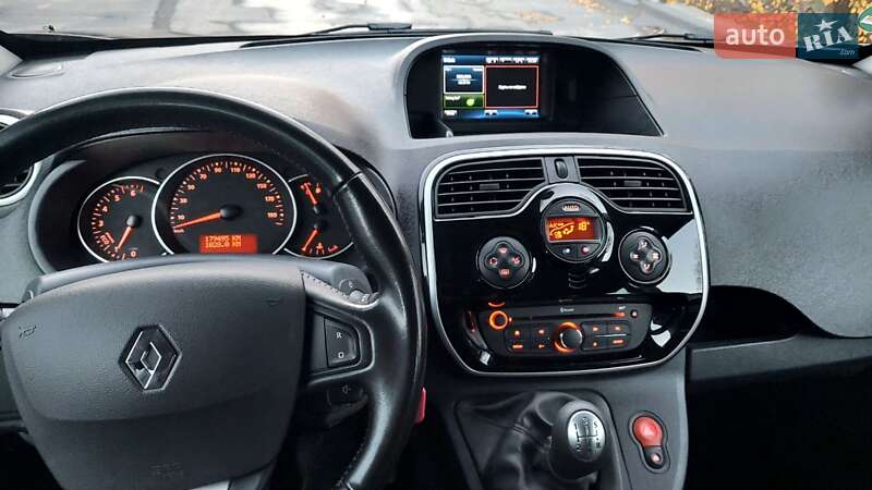 Мінівен Renault Kangoo 2017 в Дніпрі