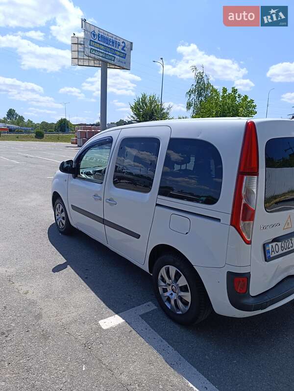 Мінівен Renault Kangoo 2014 в Ужгороді