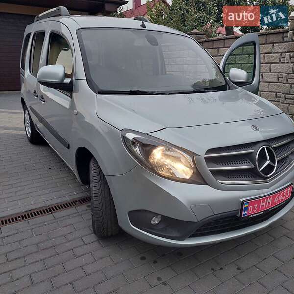 Минивэн Renault Kangoo 2014 в Киеве фото 3 Минивэн Renault Kangoo 2014 в Киеве