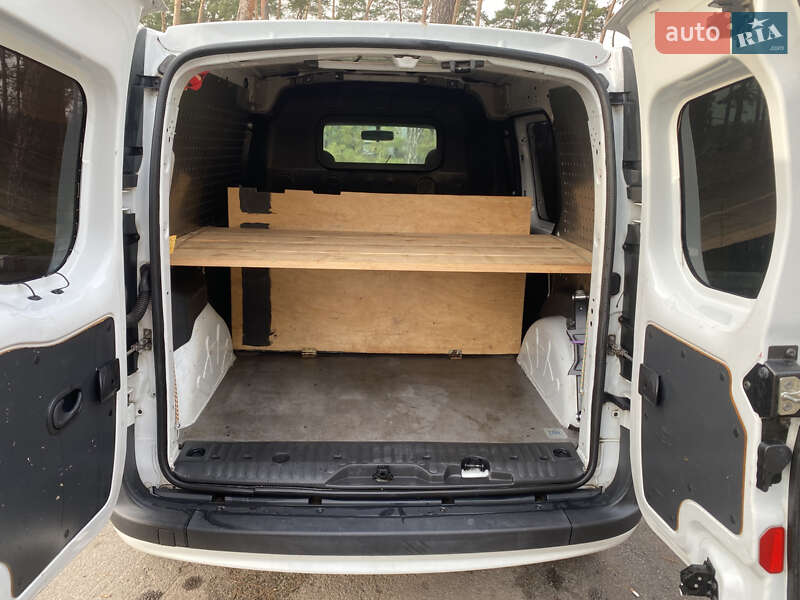 Вантажний фургон Renault Kangoo 2012 в Харкові