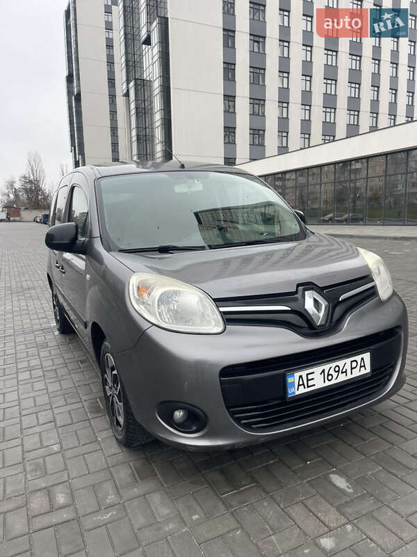 Мінівен Renault Kangoo 2014 в Дніпрі фото 3 Мінівен Renault Kangoo 2014 в Дніпрі