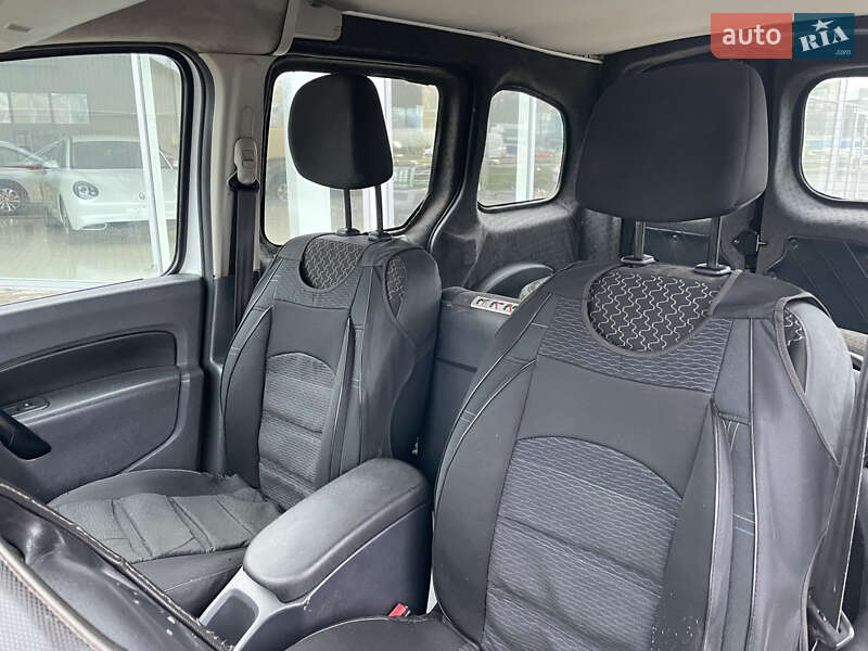 Грузопассажирский фургон Renault Kangoo 2013 в Полтаве