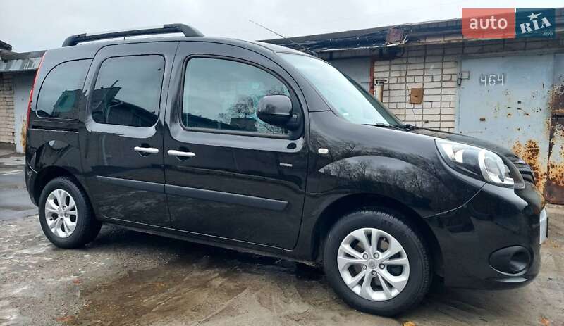 Мінівен Renault Kangoo 2017 в Дніпрі