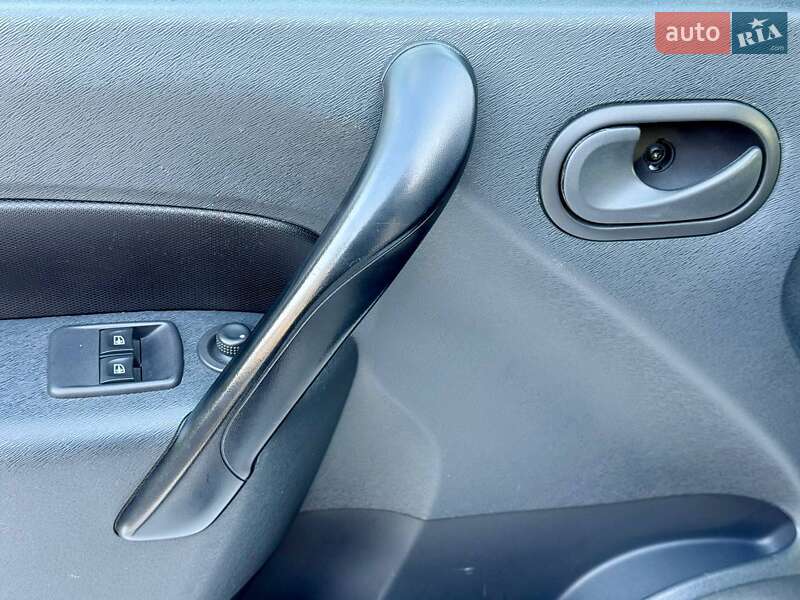 Грузовой фургон Renault Kangoo 2018 в Самборе фото 18 Грузовой фургон Renault Kangoo 2018 в Самборе