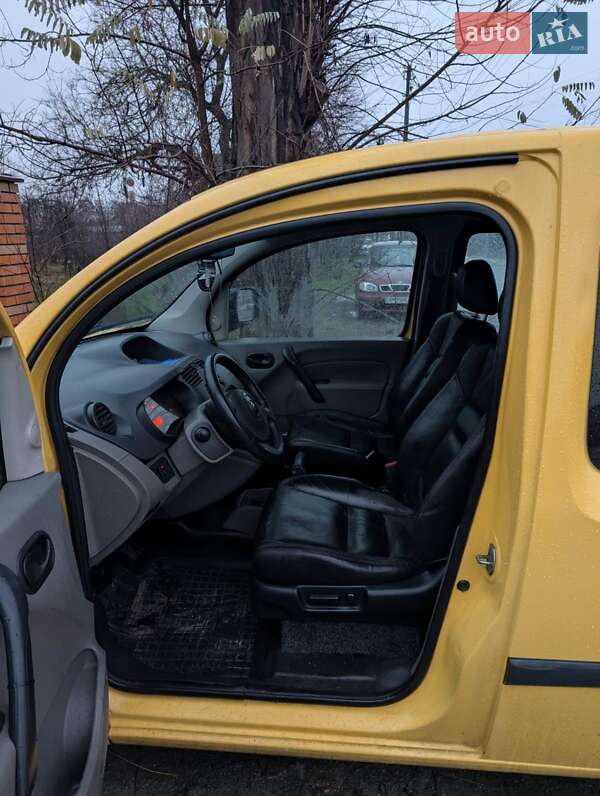 Мінівен Renault Kangoo 2008 в Ірпені