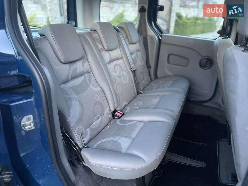 Мінівен Renault Kangoo 2010 в Рівному