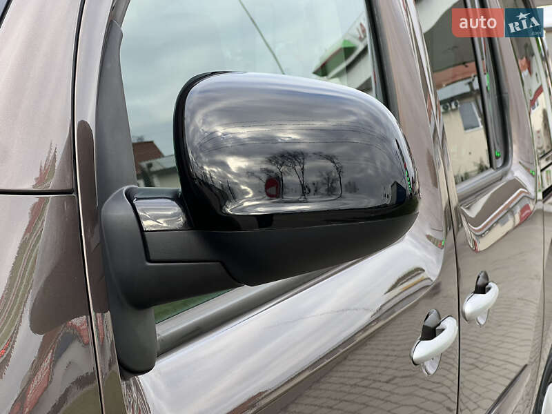 Минивэн Renault Kangoo 2016 в Житомире фото 18 Минивэн Renault Kangoo 2016 в Житомире