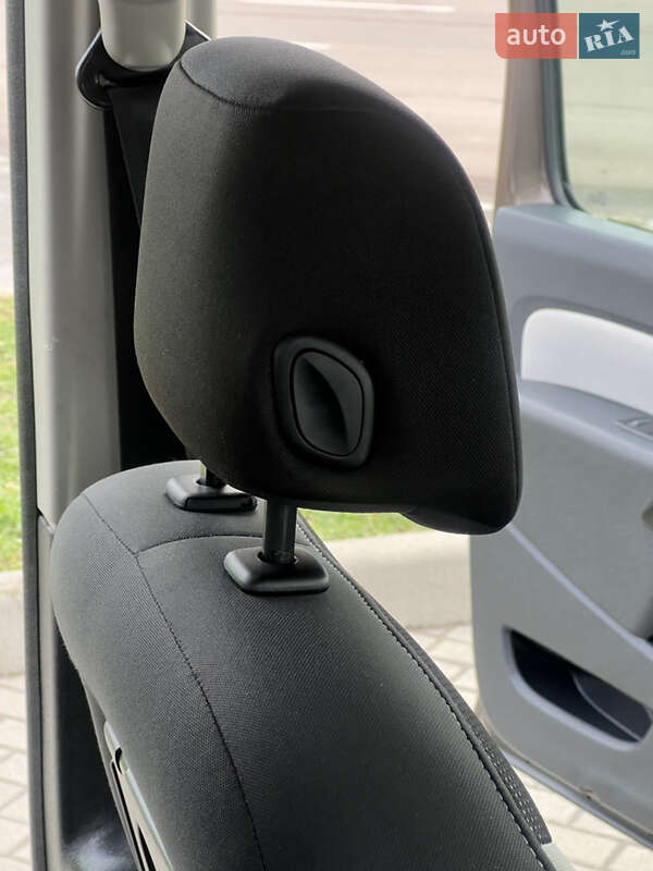 Минивэн Renault Kangoo 2016 в Житомире фото 58 Минивэн Renault Kangoo 2016 в Житомире