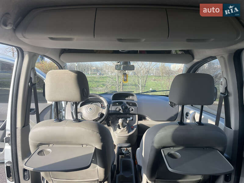 Минивэн Renault Kangoo 2010 в Кривом Роге фото 12 Минивэн Renault Kangoo 2010 в Кривом Роге