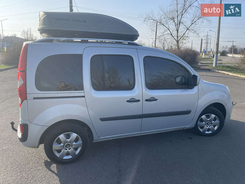 Минивэн Renault Kangoo 2010 в Кривом Роге фото 26 Минивэн Renault Kangoo 2010 в Кривом Роге