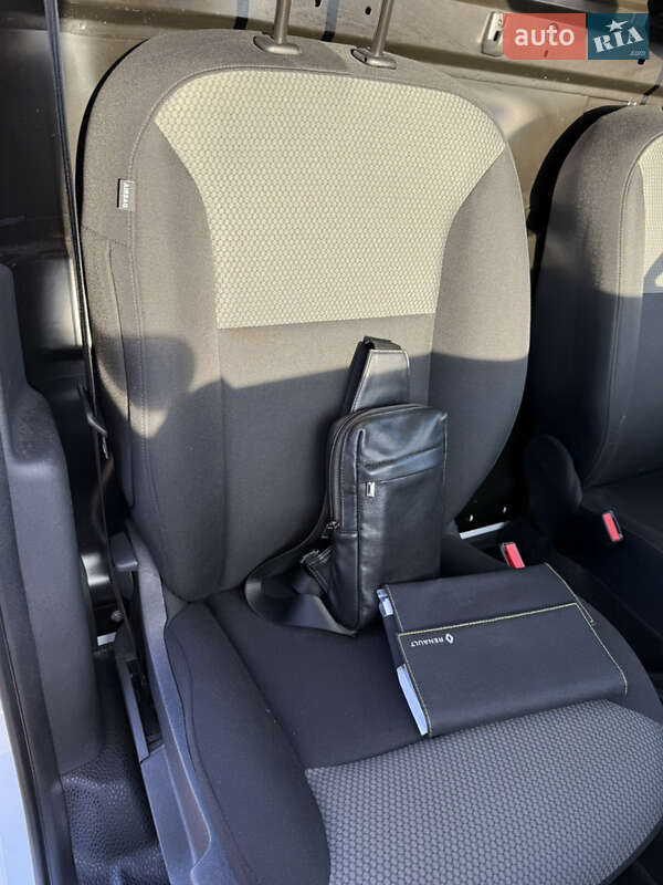 Вантажний фургон Renault Kangoo 2021 в Дубні