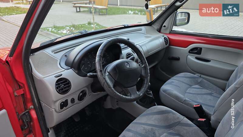 Минивэн Renault Kangoo 2003 в Луцке
