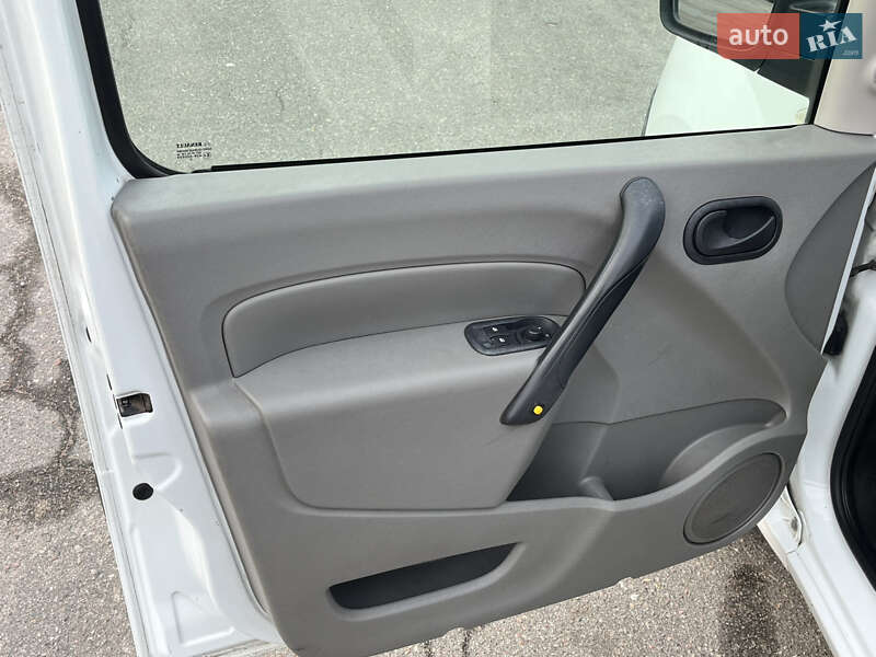 Минивэн Renault Kangoo 2010 в Белой Церкви