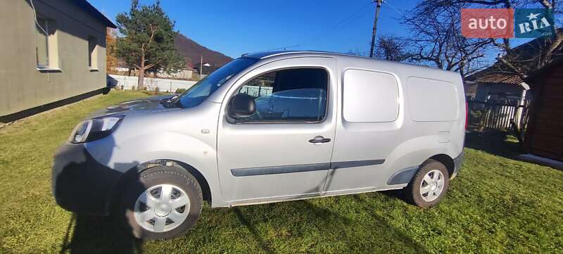 Вантажний фургон Renault Kangoo 2016 в Долині