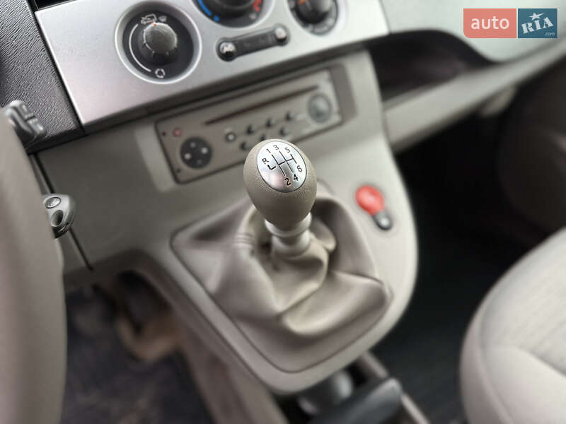 Мінівен Renault Kangoo 2009 в Луцьку