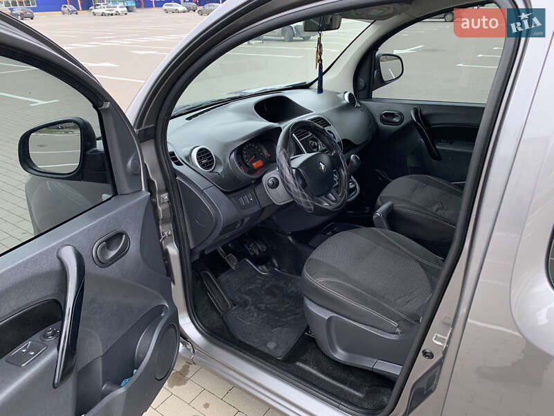 Минивэн Renault Kangoo 2013 в Сумах