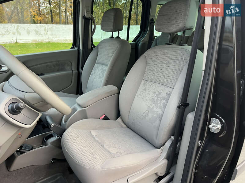 Минивэн Renault Kangoo 2009 в Луцке фото 31 Минивэн Renault Kangoo 2009 в Луцке