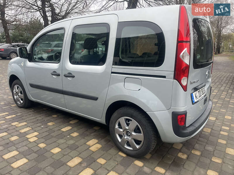 Мінівен Renault Kangoo 2009 в Луцьку