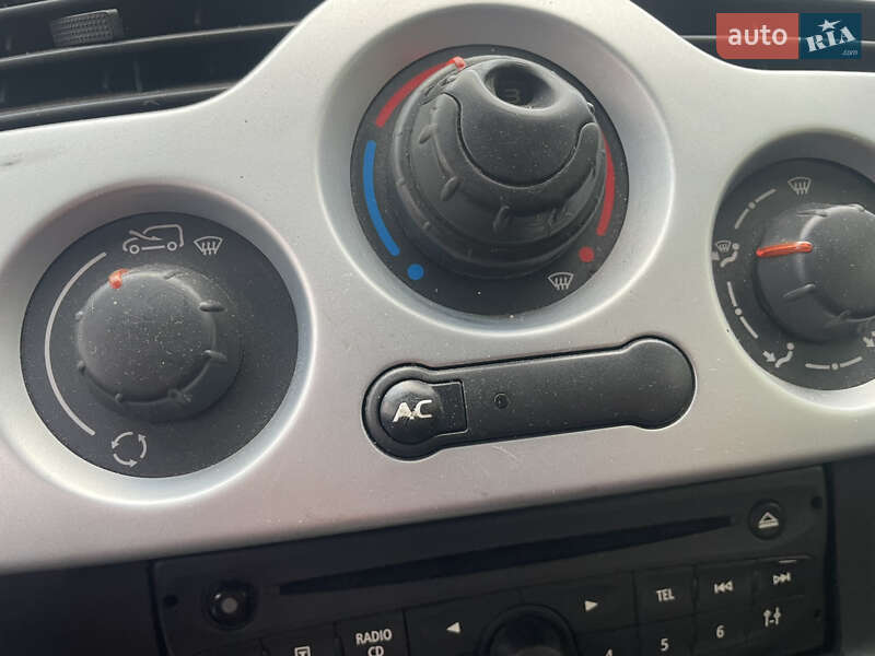 Вантажний фургон Renault Kangoo 2013 в Житомирі