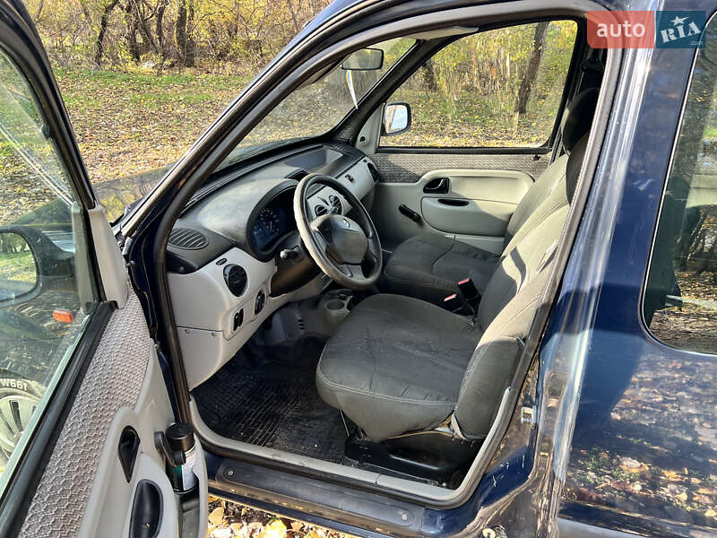 Минивэн Renault Kangoo 2005 в Каменском