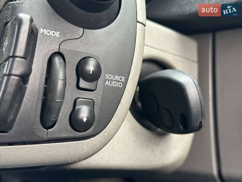 Мінівен Renault Kangoo 2010 в Києві